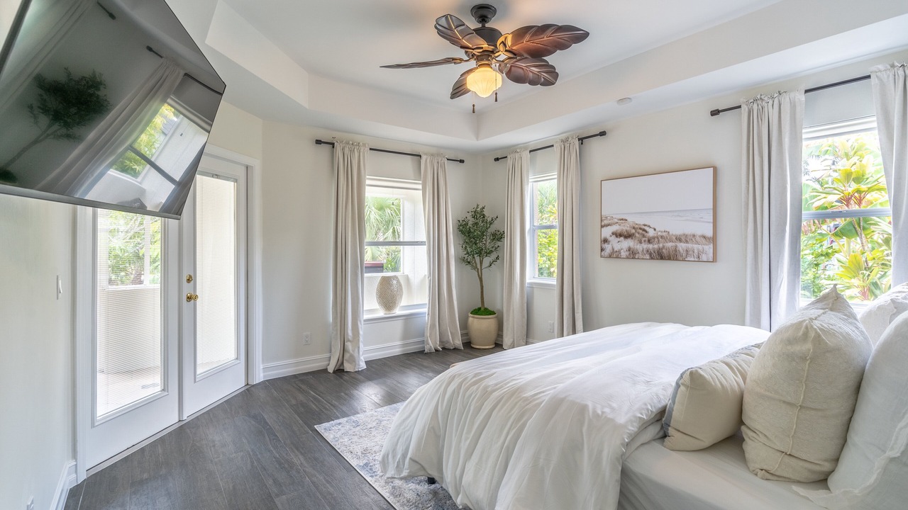Photo of Bedroom in Golden Gate