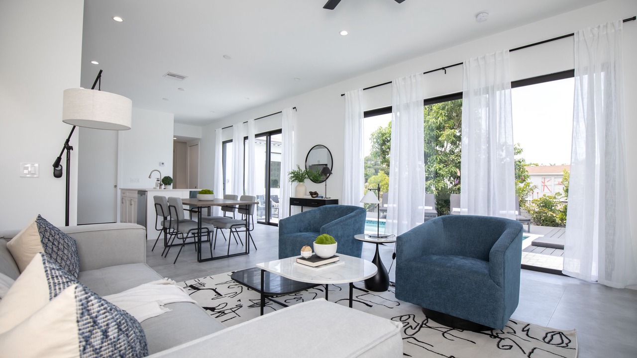 Photo of Livingroom in East Naples