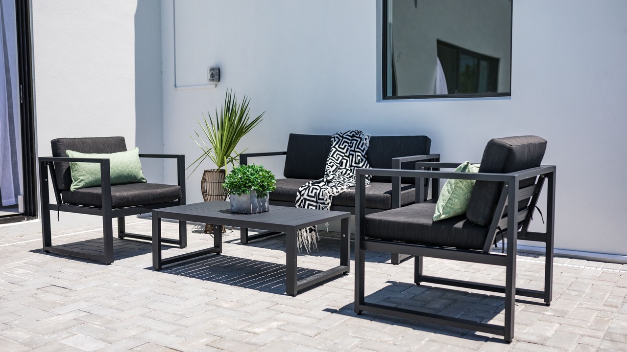 Photo of Patio Balcony in East Naples