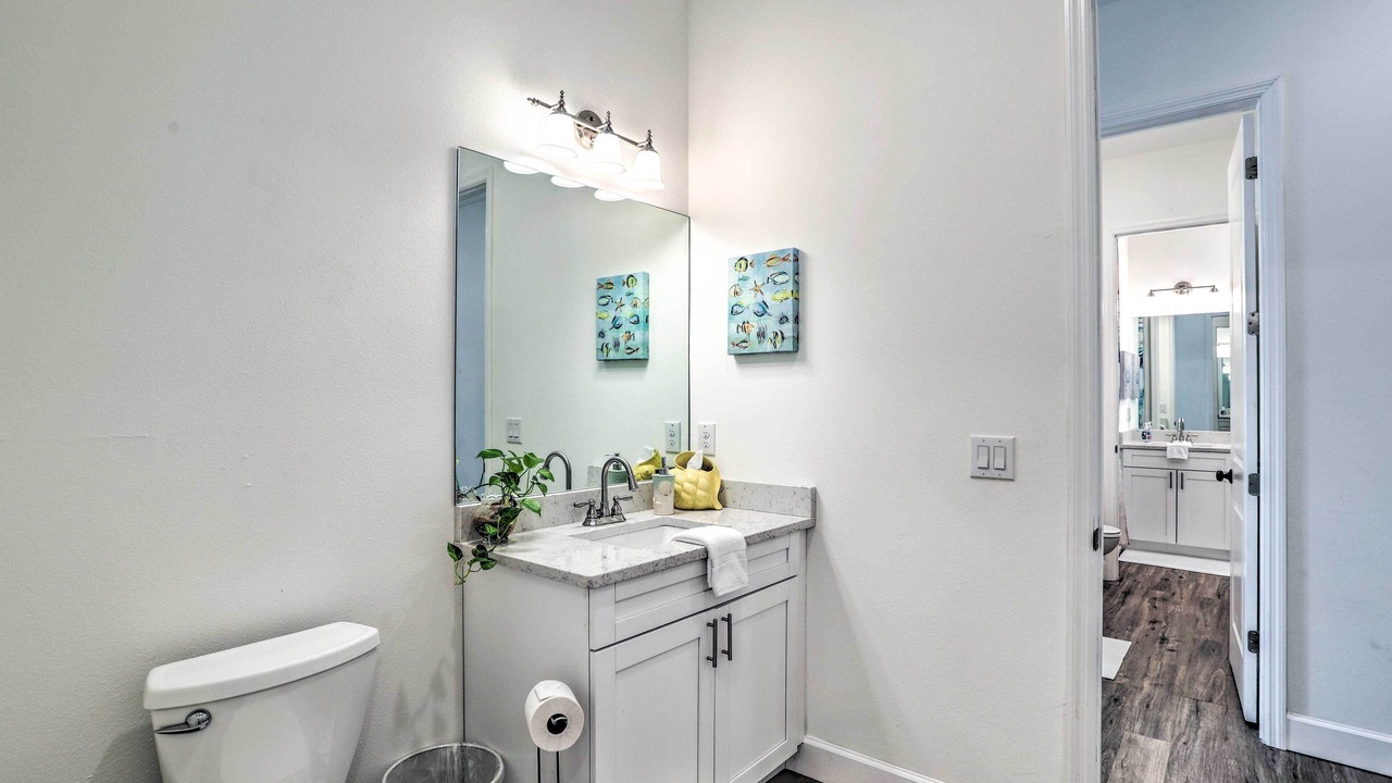 Photo of Bathroom in Port Tampa City