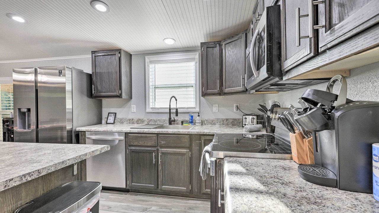 Photo of Kitchen in Manattee Road