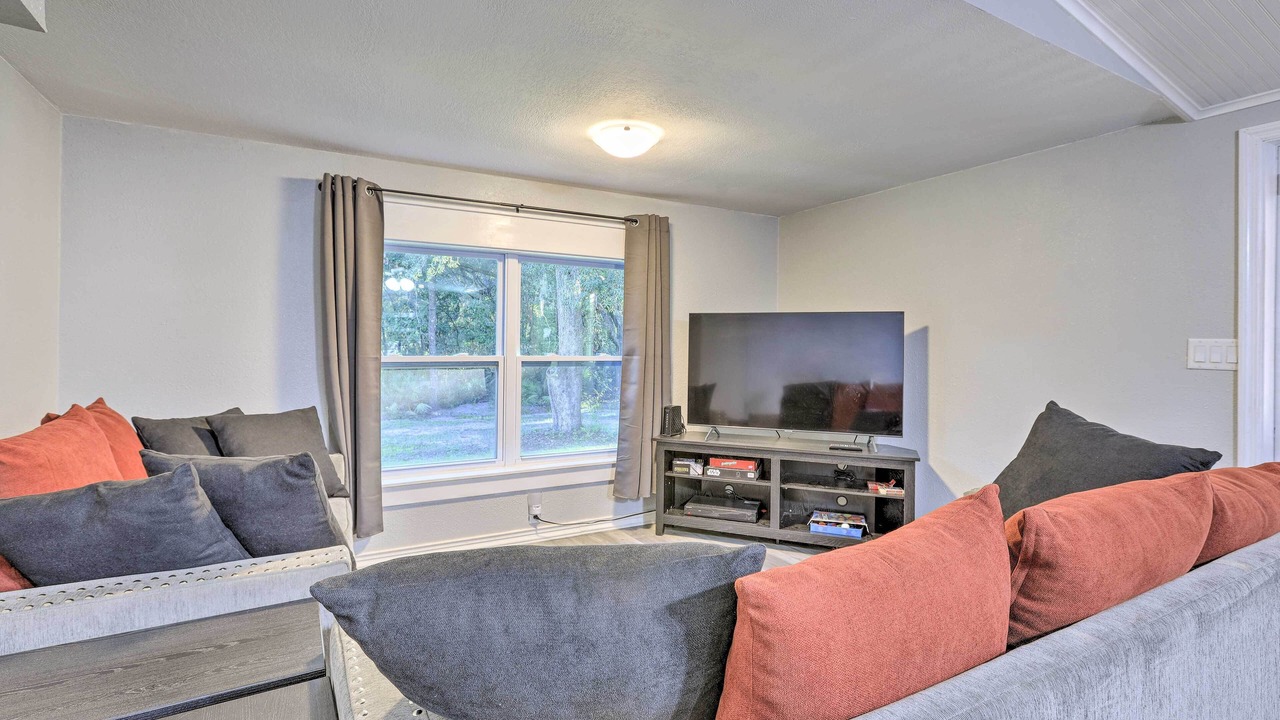 Photo of Bedroom in Manattee Road