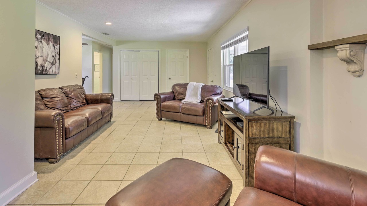 Photo of Livingroom in Fellowship