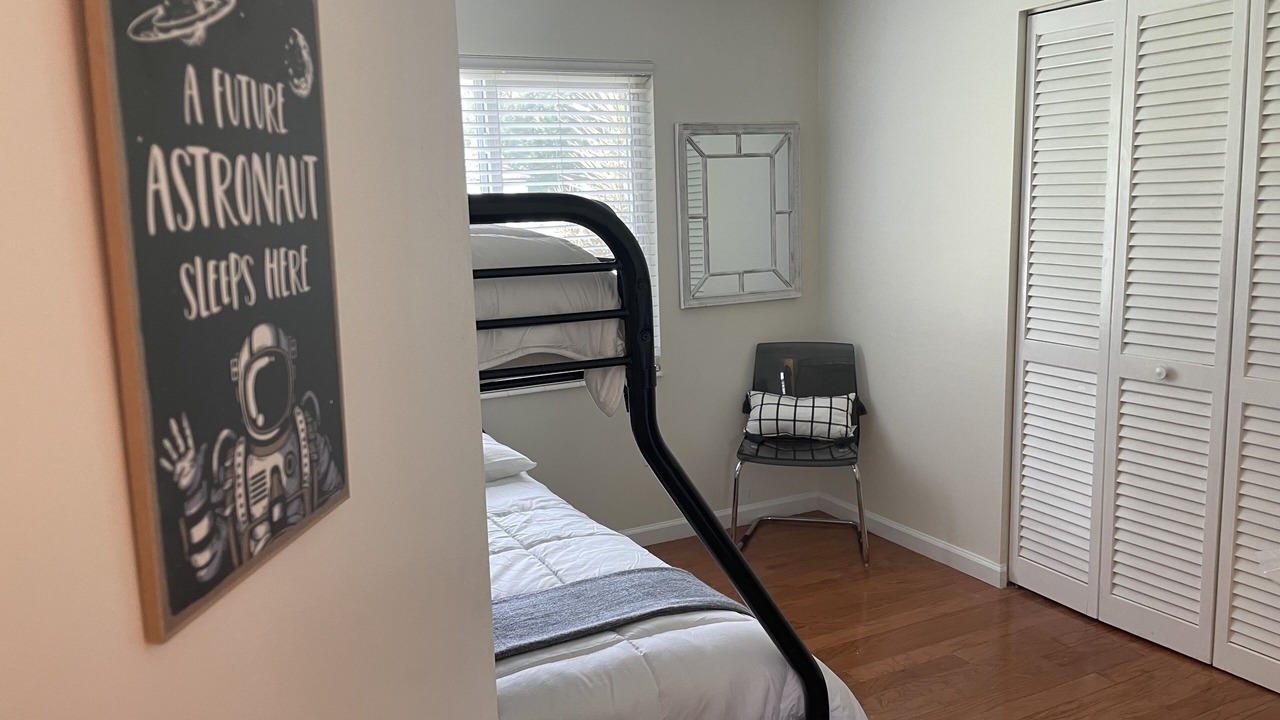 Photo of Bedroom in Titusville