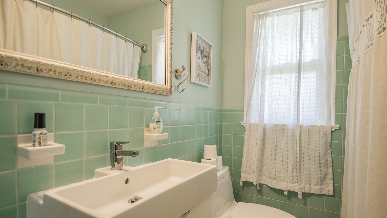 Photo of Bathroom in Southbank