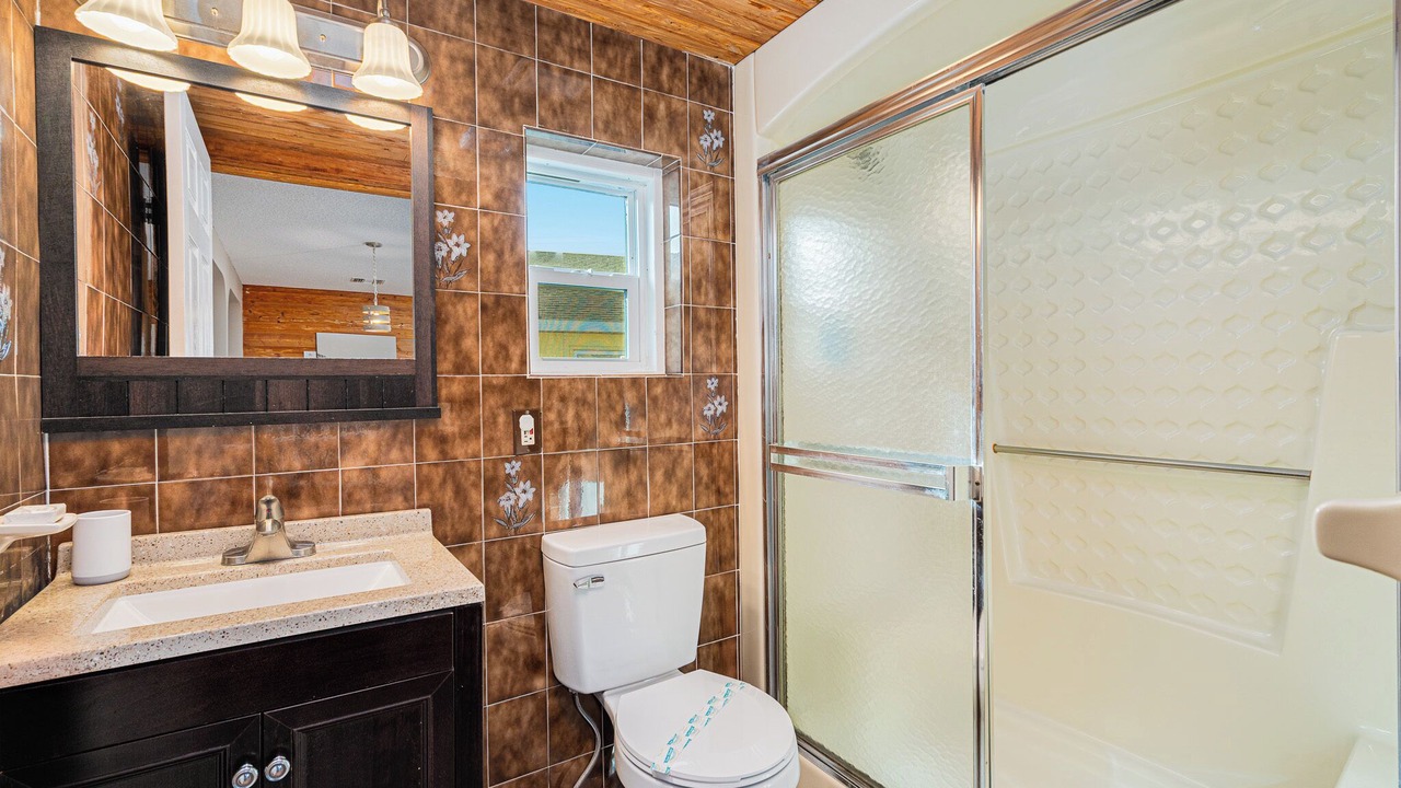 Photo of Bathroom in Ormond-by-the-Sea