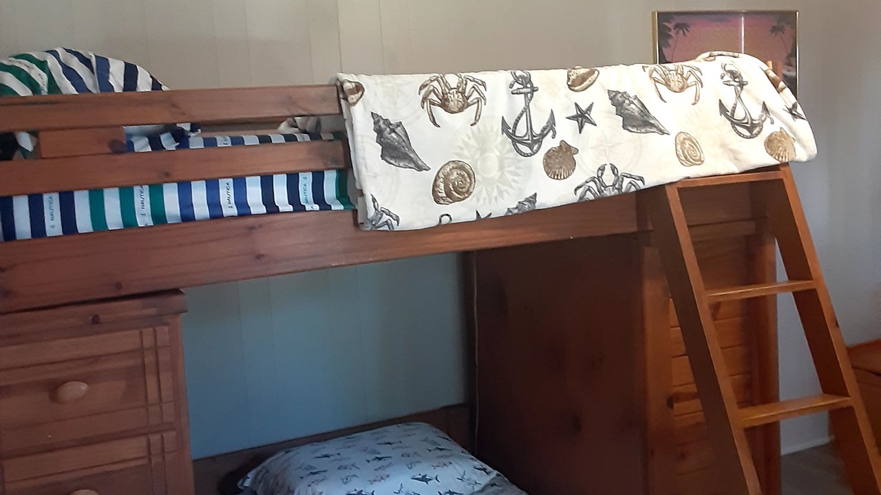 Photo of Bedroom in Golden Beach Estates