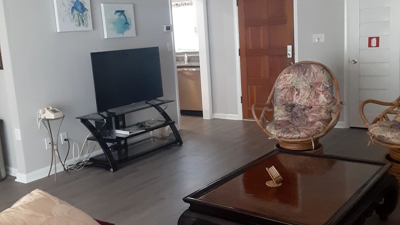 Photo of Livingroom in Golden Beach Estates