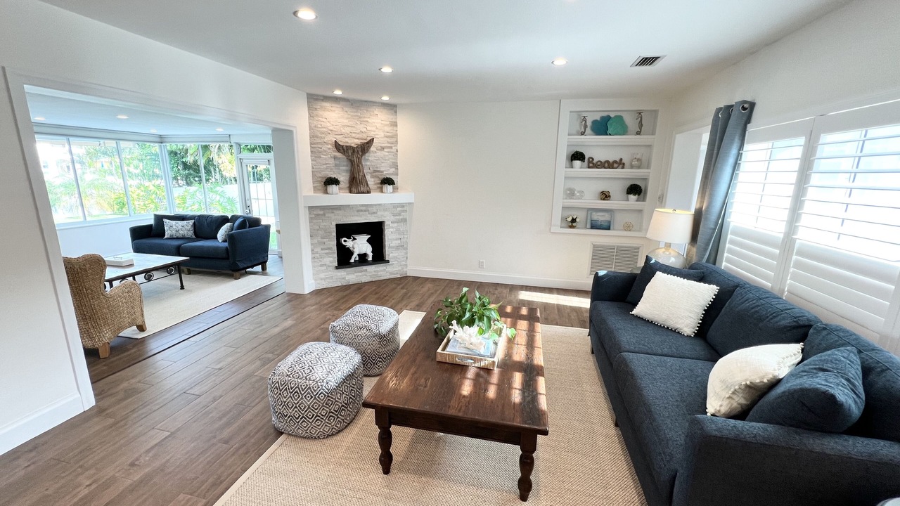 Photo of Livingroom in Poinsettia Heights