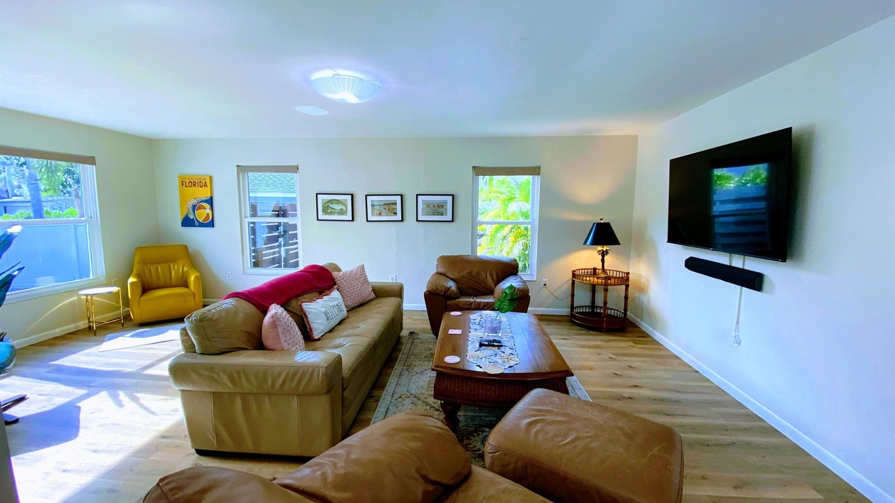 Photo of Livingroom in Bay Isle