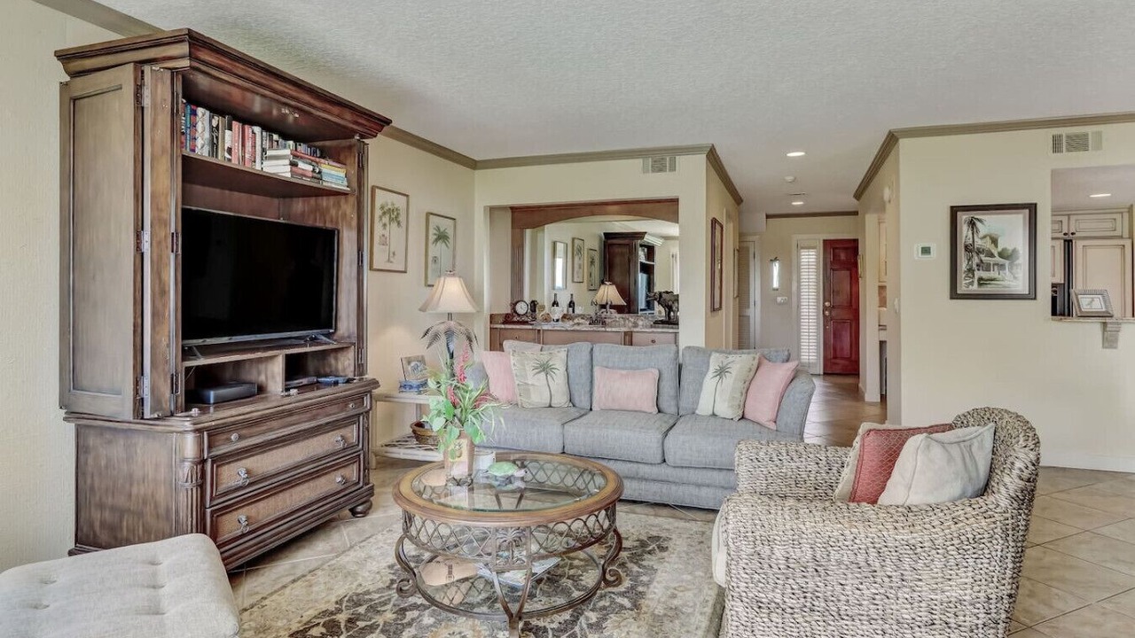 Photo of Livingroom in Fernandina Beach
