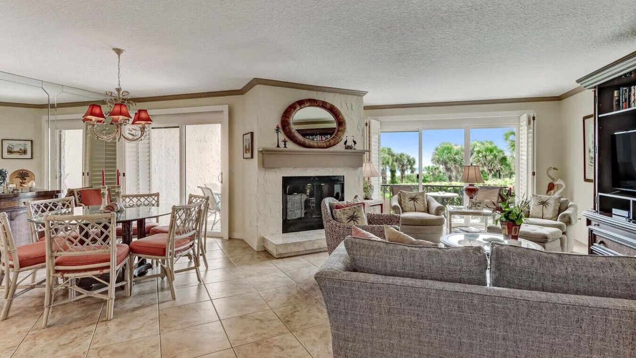 Photo of Livingroom in Fernandina Beach