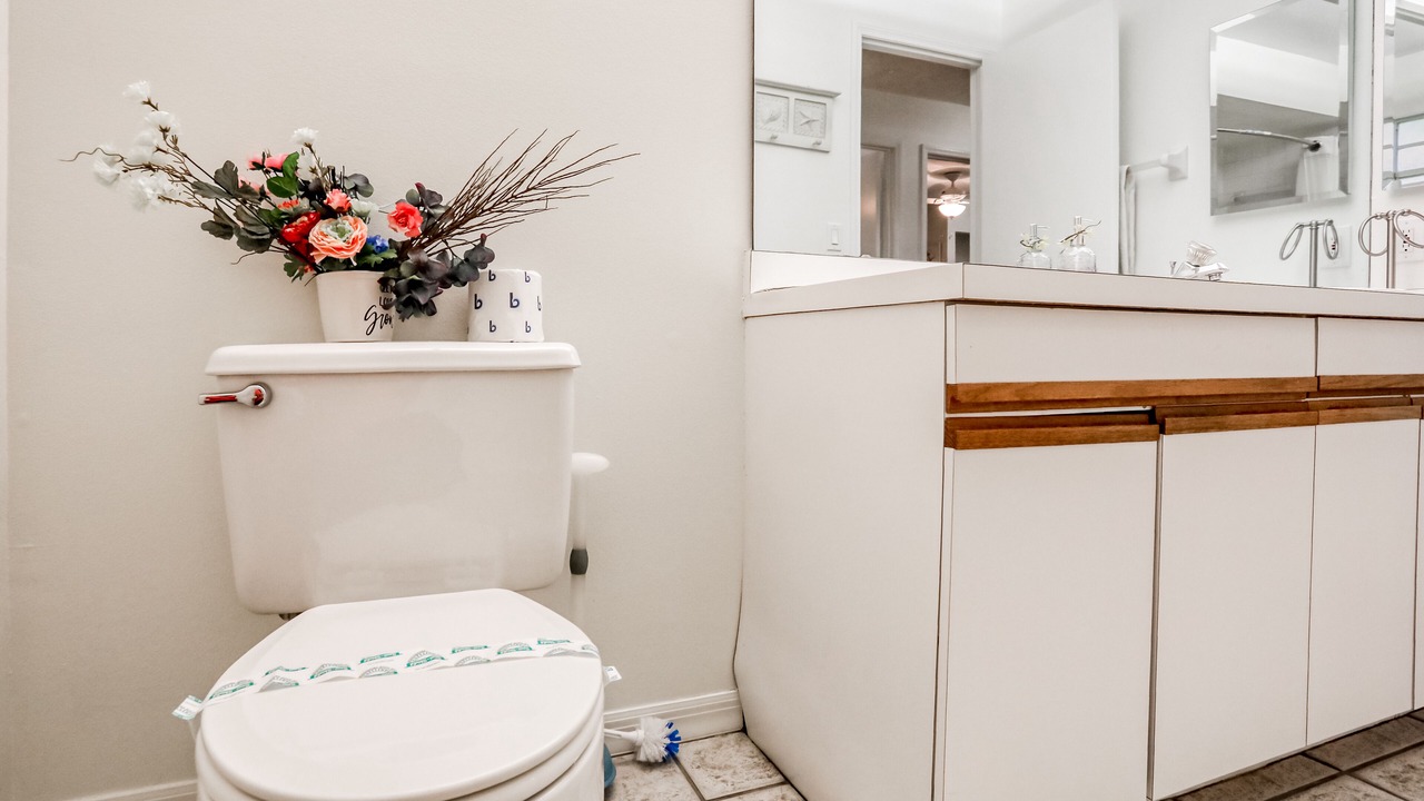 Photo of Bathroom in River District