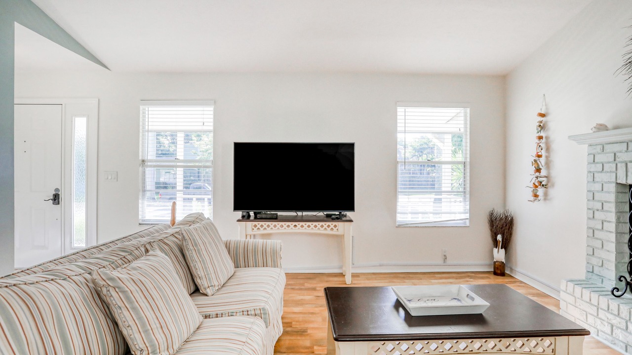 Photo of Livingroom in River District
