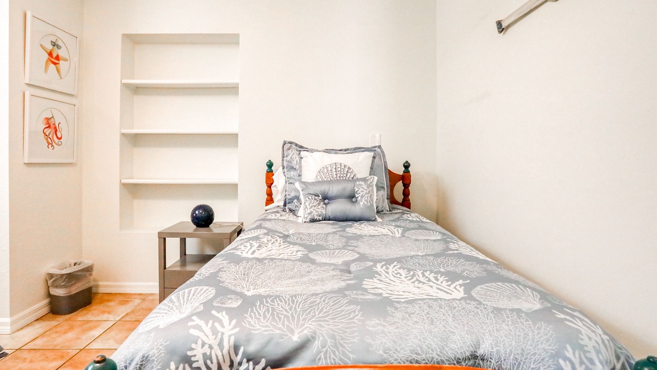 Photo of Bedroom in River District