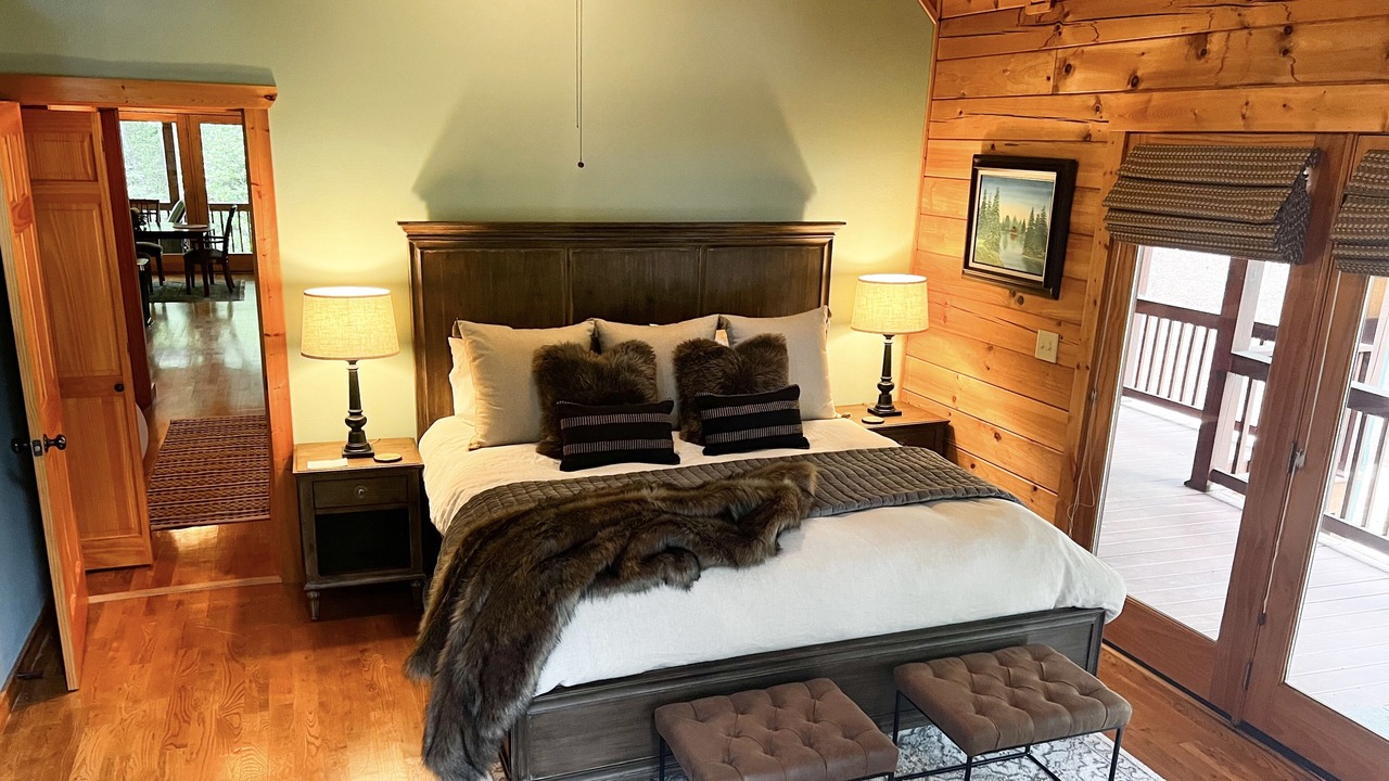 Photo of Bedroom in Dahlonega