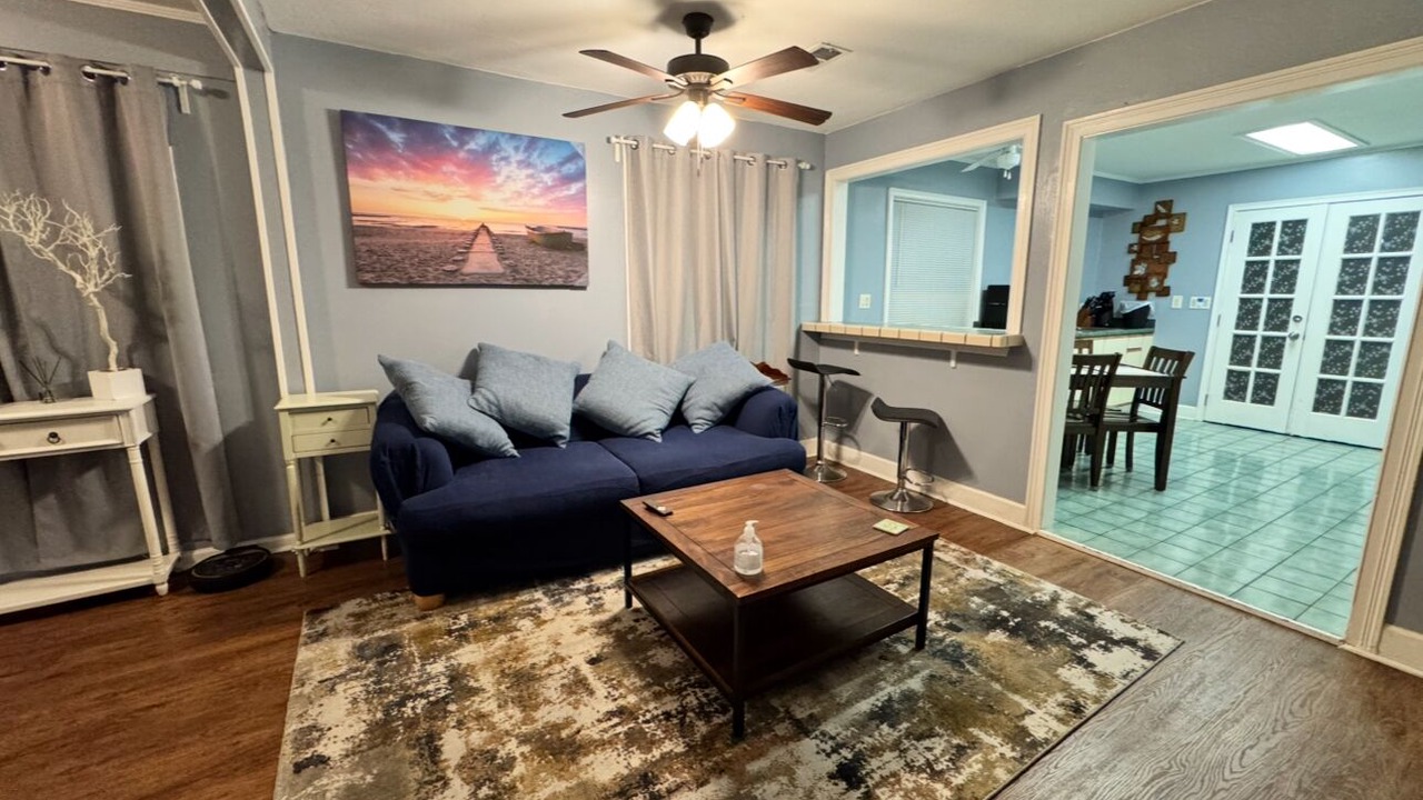 Photo of Livingroom in Arlington