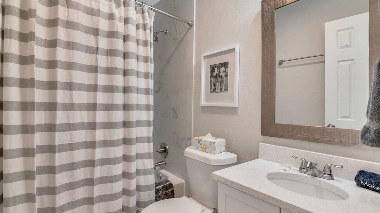 Photo of Bathroom in Smyrna