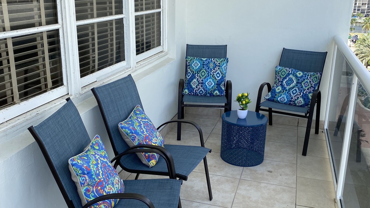 Photo of Outdoor in Hallandale Beach