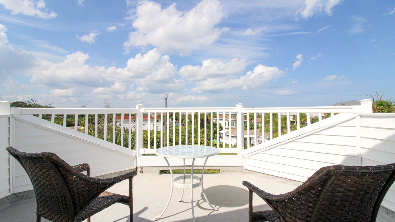 Photo of Patio Balcony in Marineland Acres