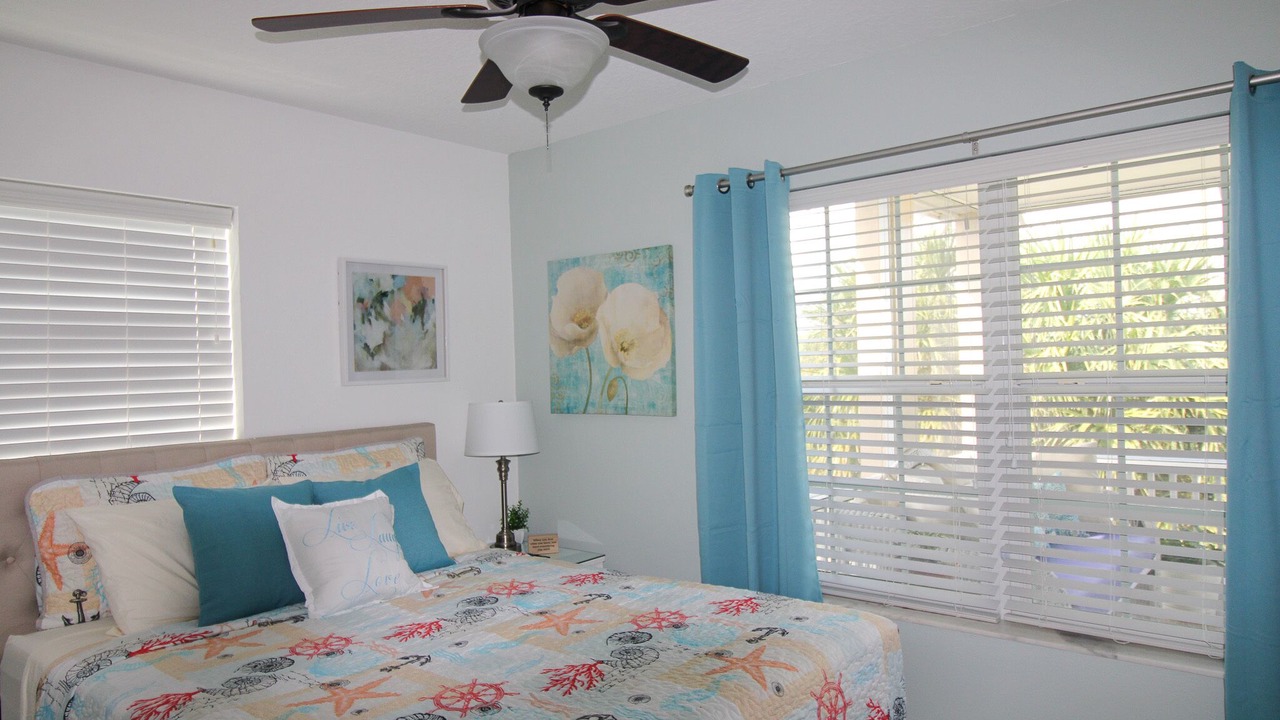 Photo of Bedroom in Marineland Acres