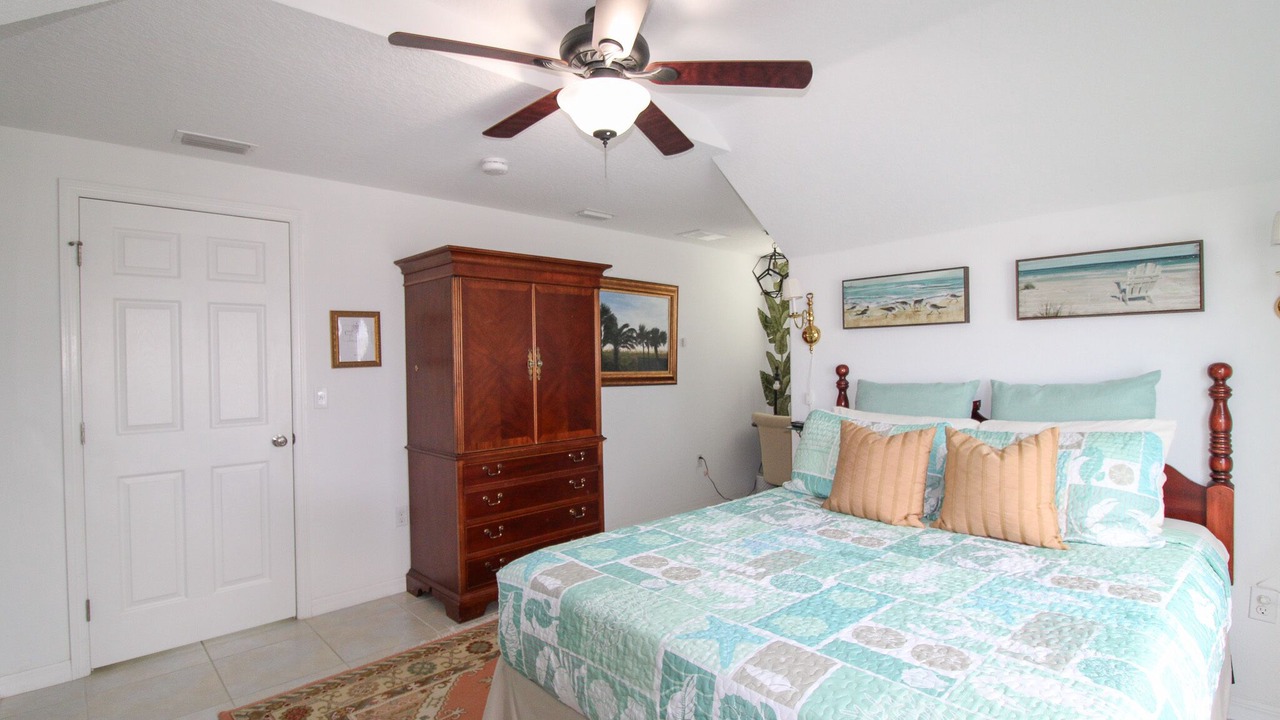 Photo of Bedroom in Marineland Acres