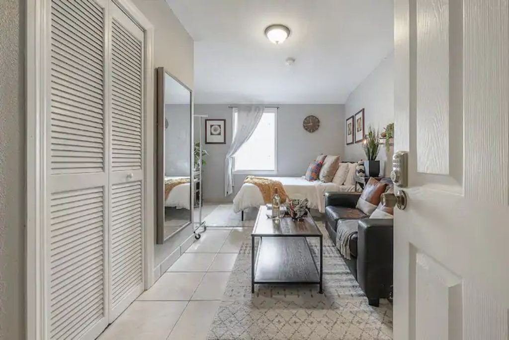 Photo of Bedroom in East Ybor