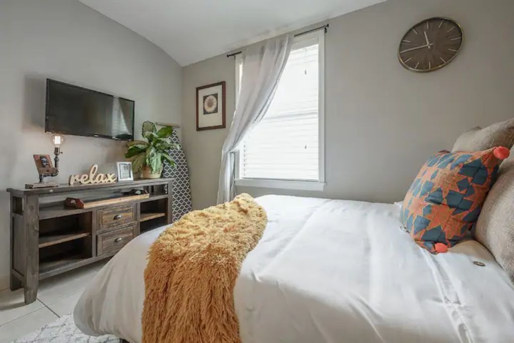 Photo of Bedroom in East Ybor