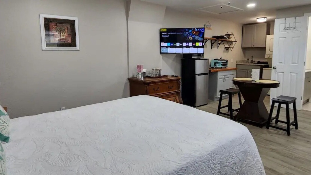 Photo of Bedroom in Jasmine Lakes