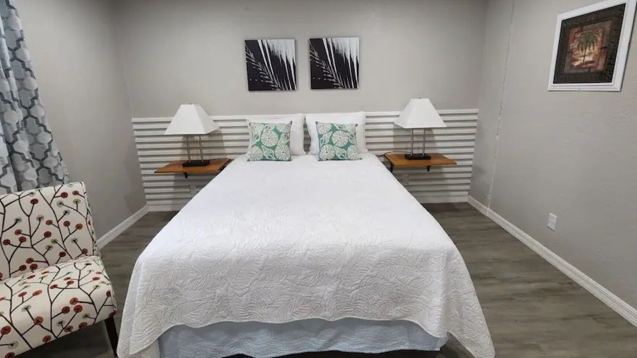 Photo of Bedroom in Jasmine Lakes