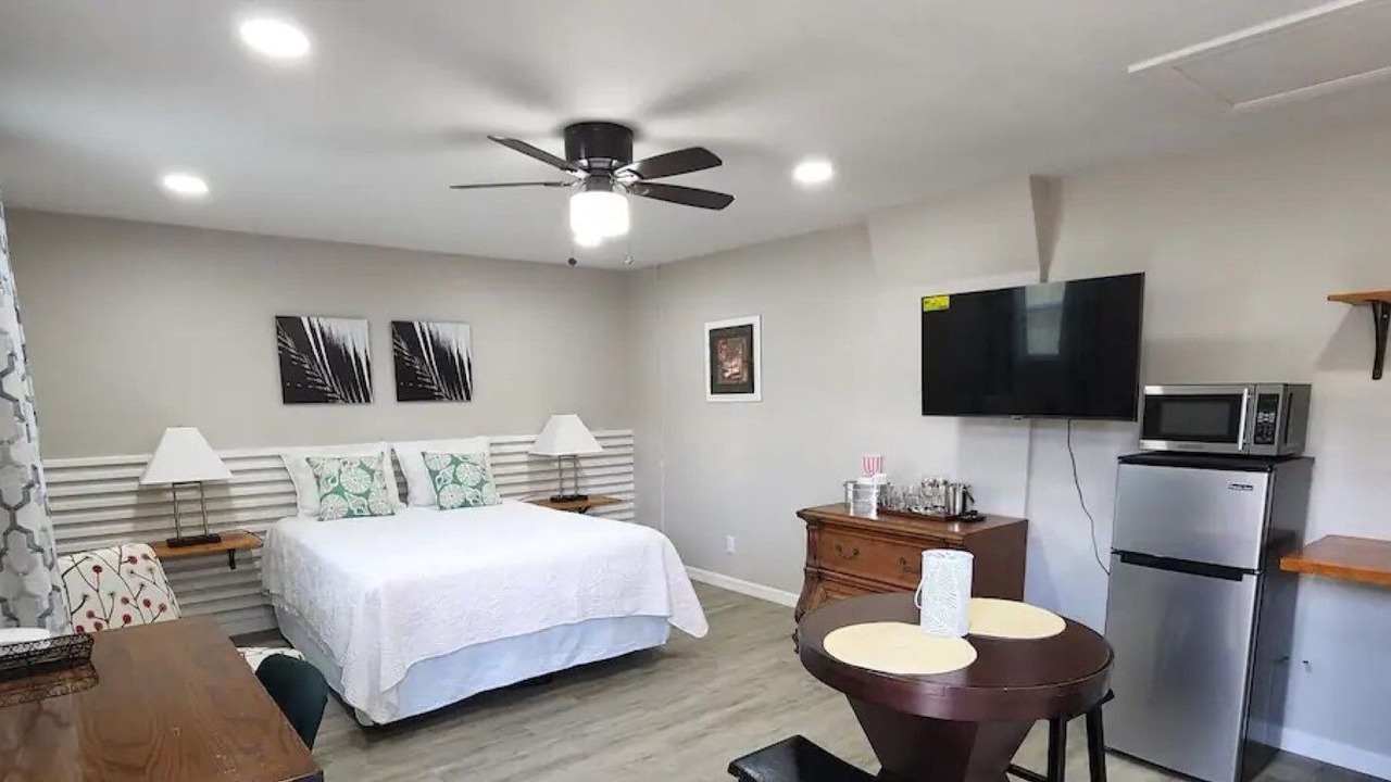 Photo of Bedroom in Jasmine Lakes