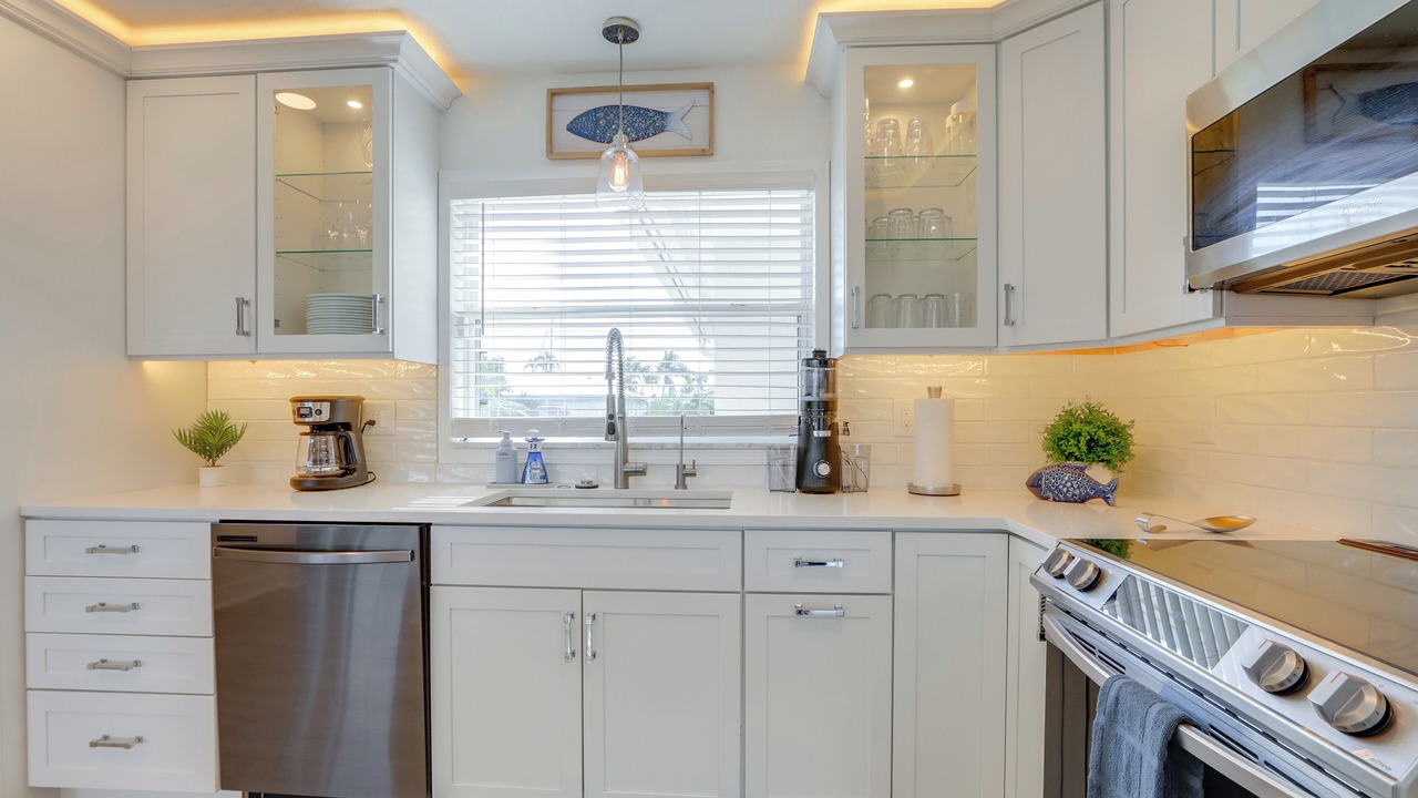 Photo of Kitchen in Bay Colony