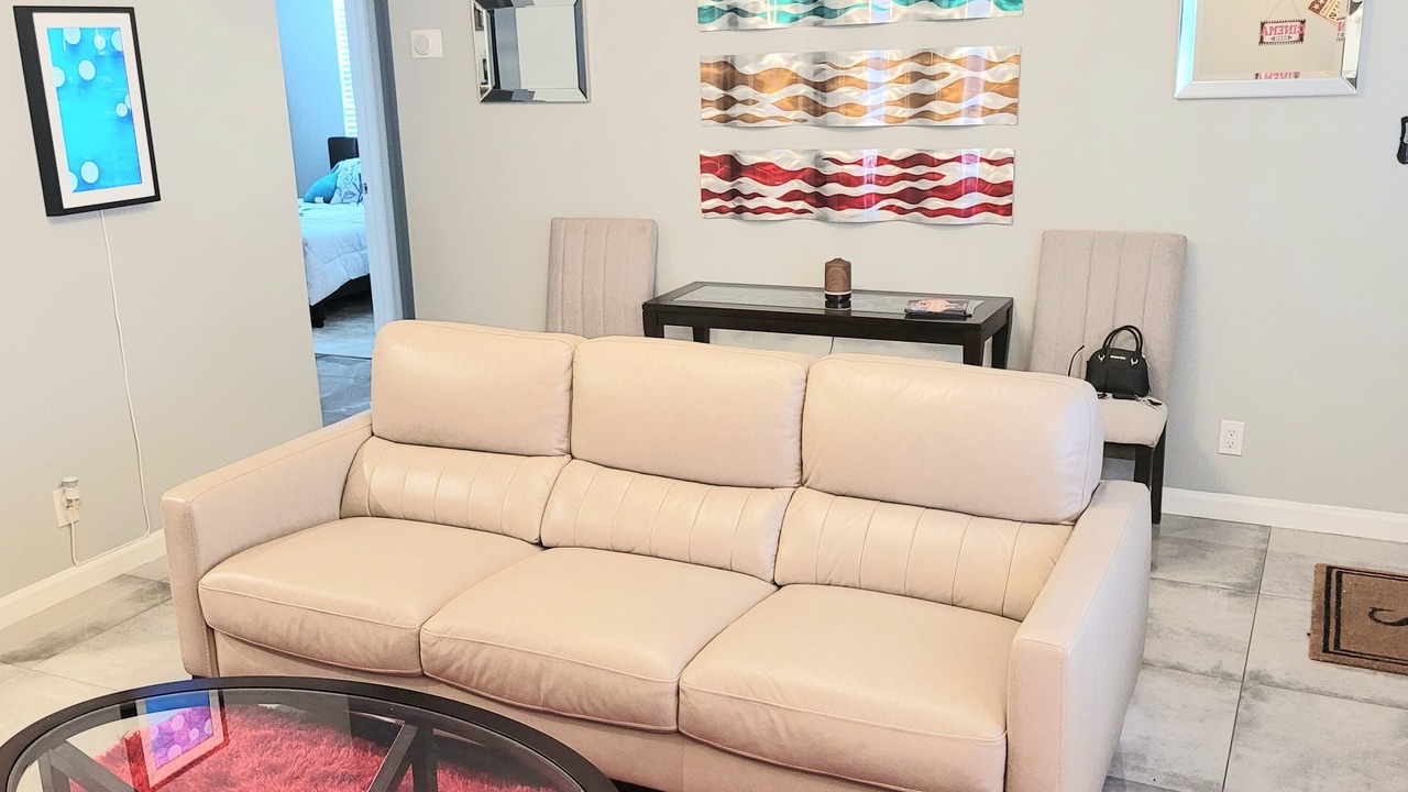 Photo of Livingroom in Riviera Beach