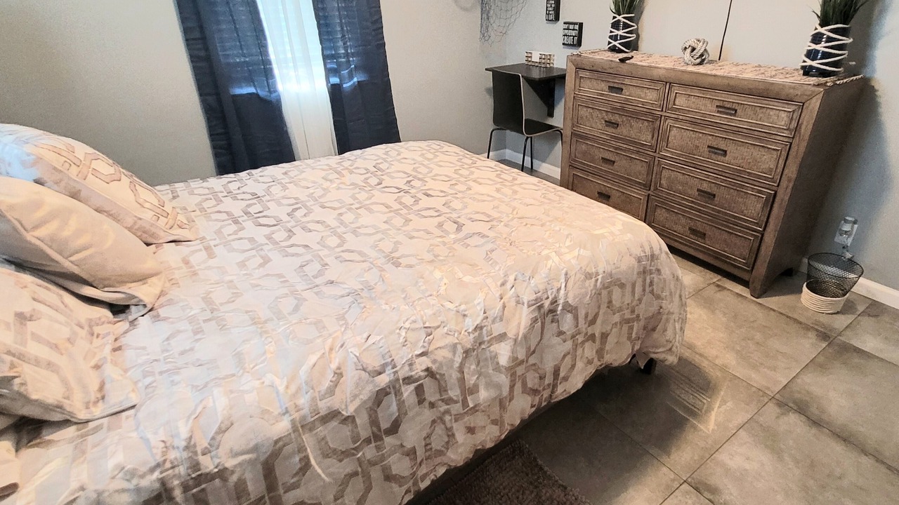 Photo of Bedroom in Riviera Beach