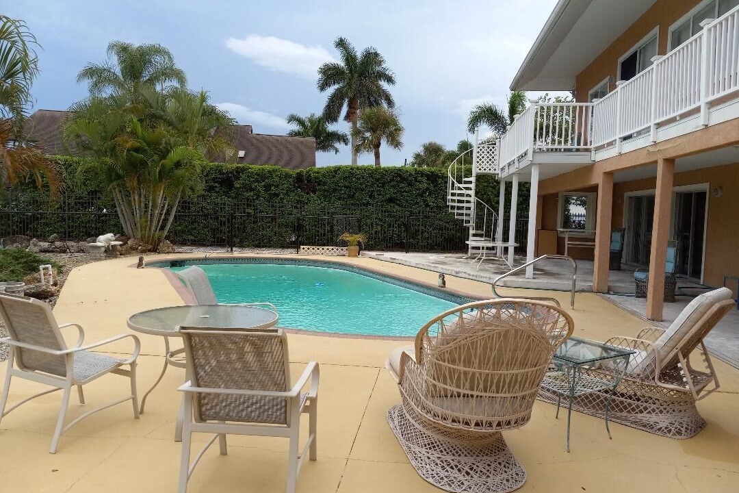 Photo of Outdoor in Bayshore Gardens