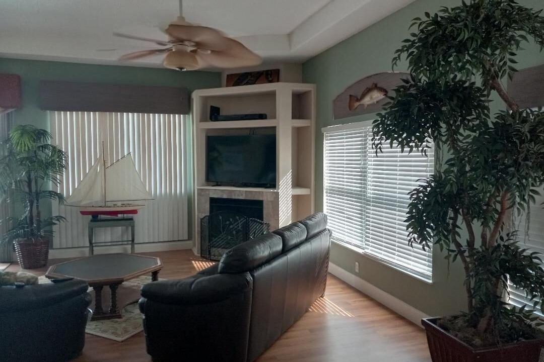Photo of Bedroom in Bayshore Gardens