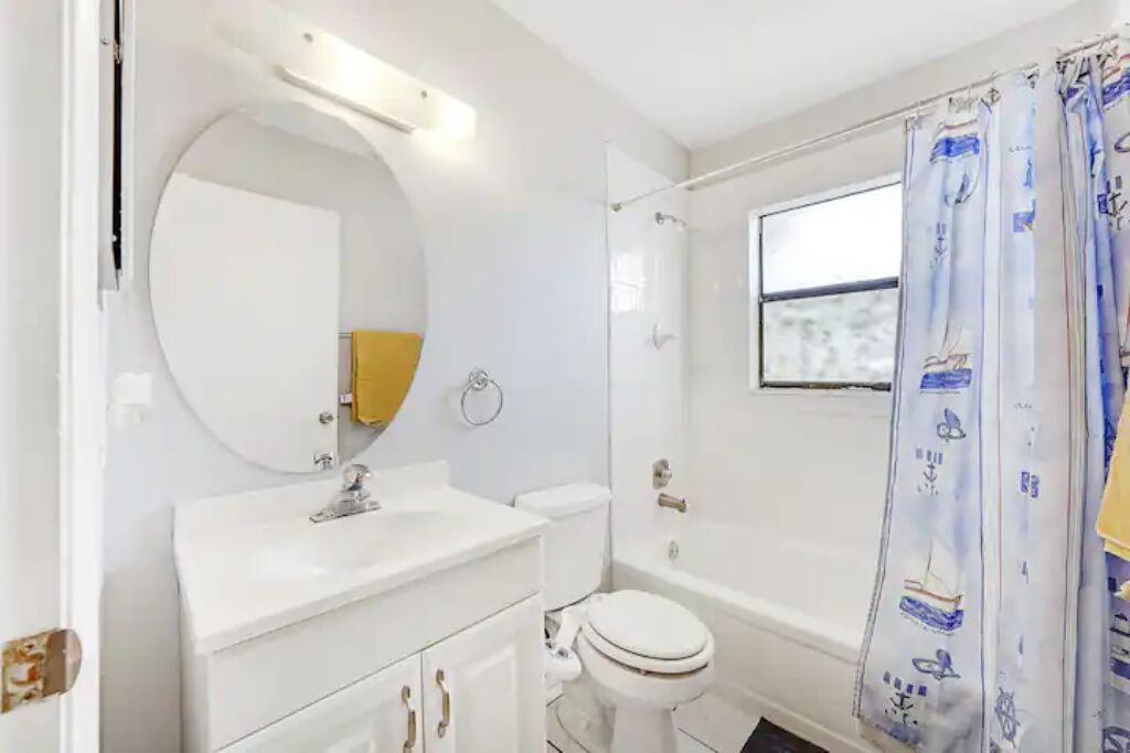 Photo of Bathroom in Kendall West