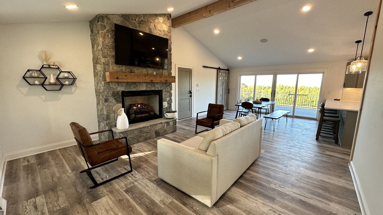Photo of Livingroom in Travelers Rest