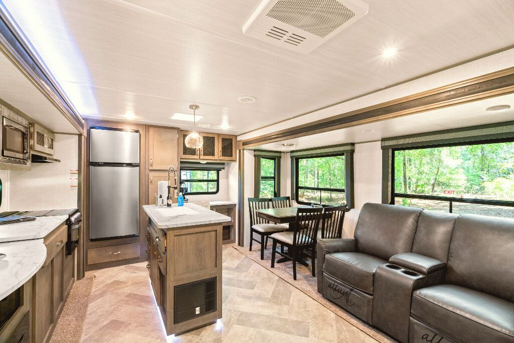 Photo of Livingroom in Brooksville