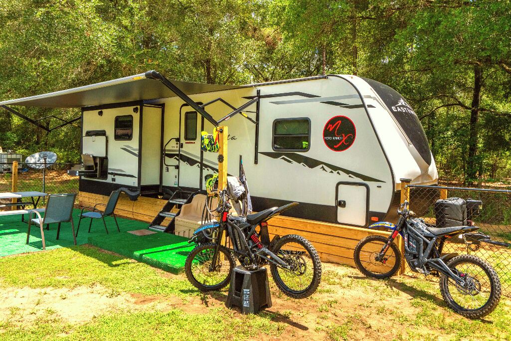 Photo of Outdoor in Brooksville