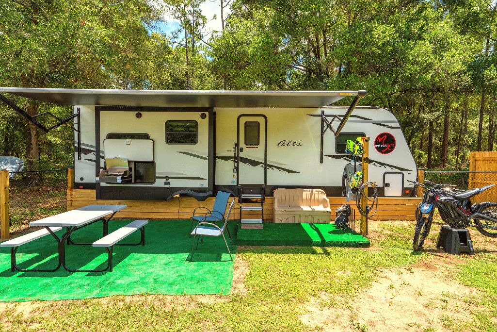 Photo of Outdoor in Brooksville