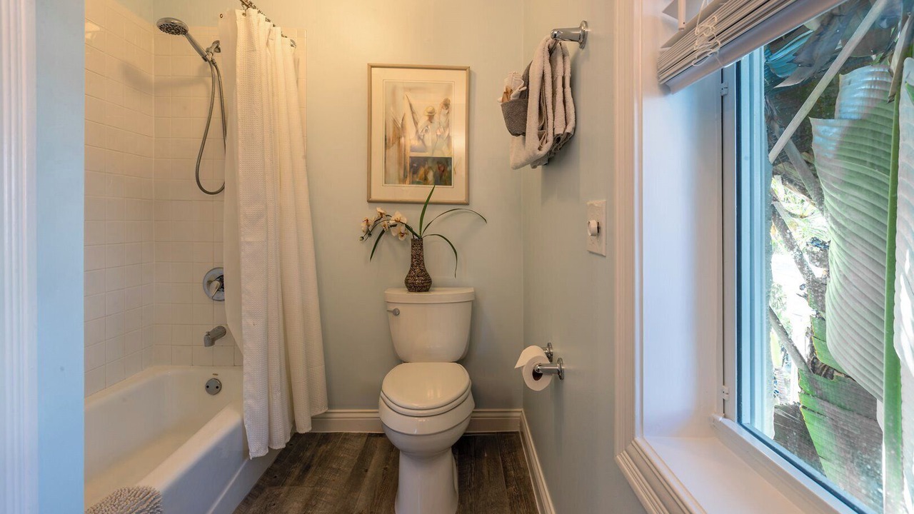 Photo of Bathroom in Historic Seaport