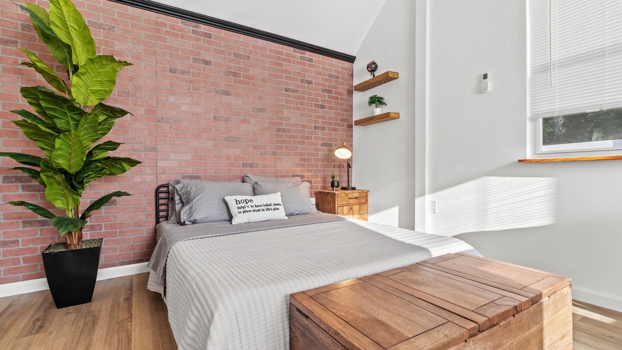 Photo of Bedroom in Riverview