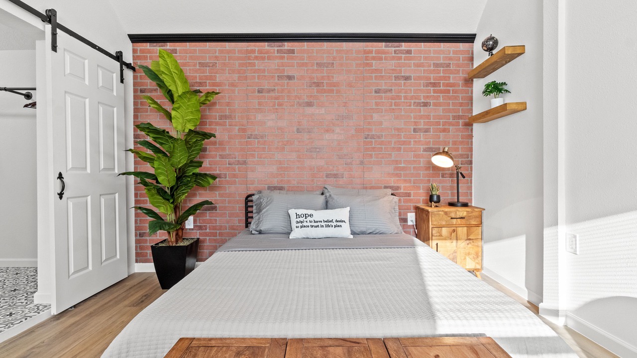 Photo of Bedroom in Riverview