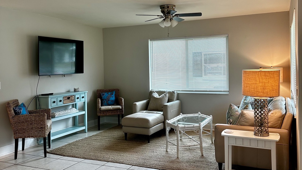 Photo of Livingroom in East Naples