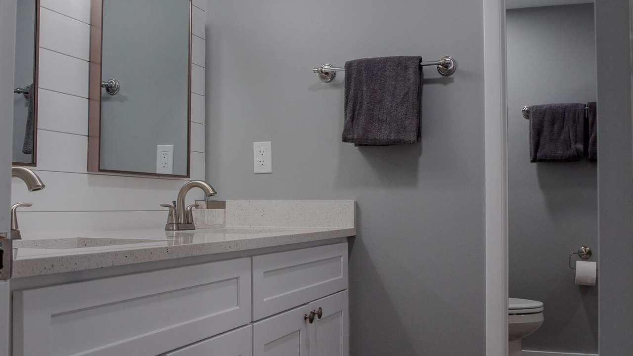 Photo of Bathroom in Sawgrass