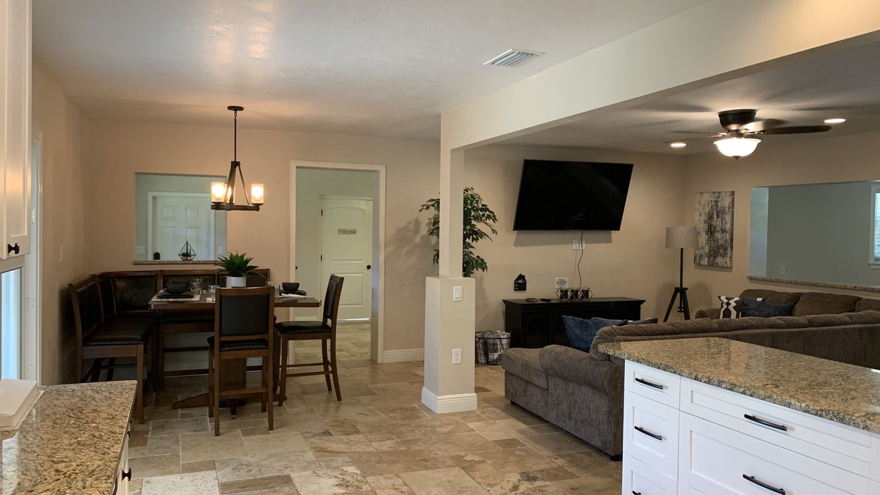 Photo of Livingroom in Gainesville