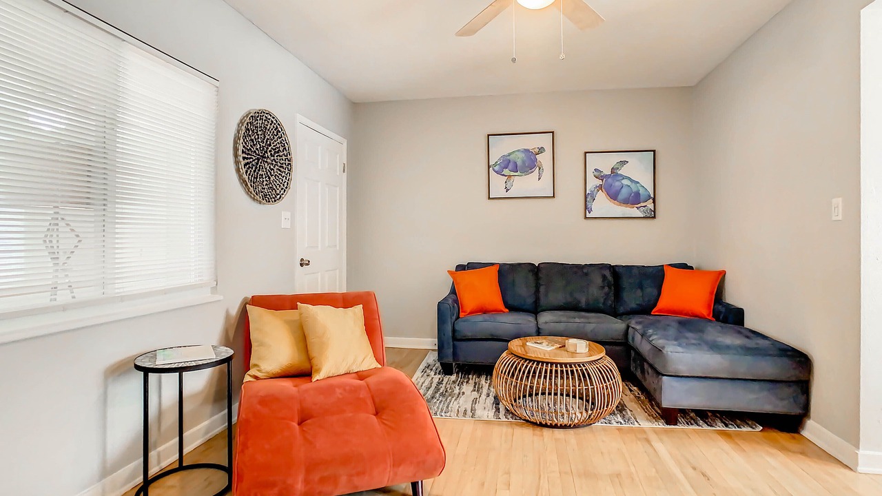 Photo of Livingroom in United Central