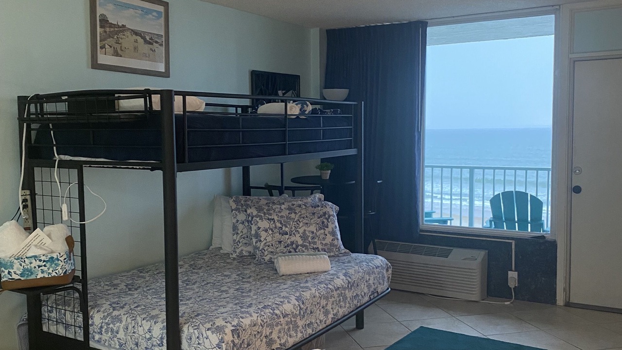 Photo of Bedroom in East Daytona