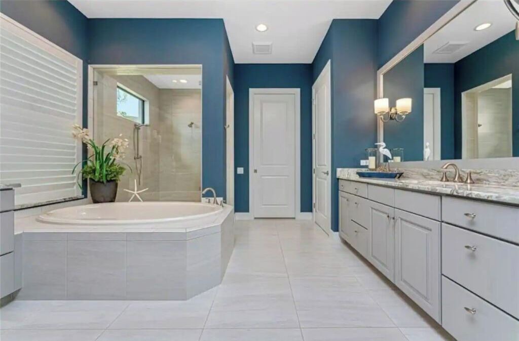 Photo of Bathroom in Burnt Store Isles